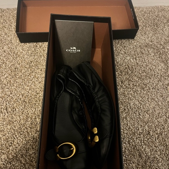 Coach Stanton Black Flats with Brass Buckle - Picture 4 of 6